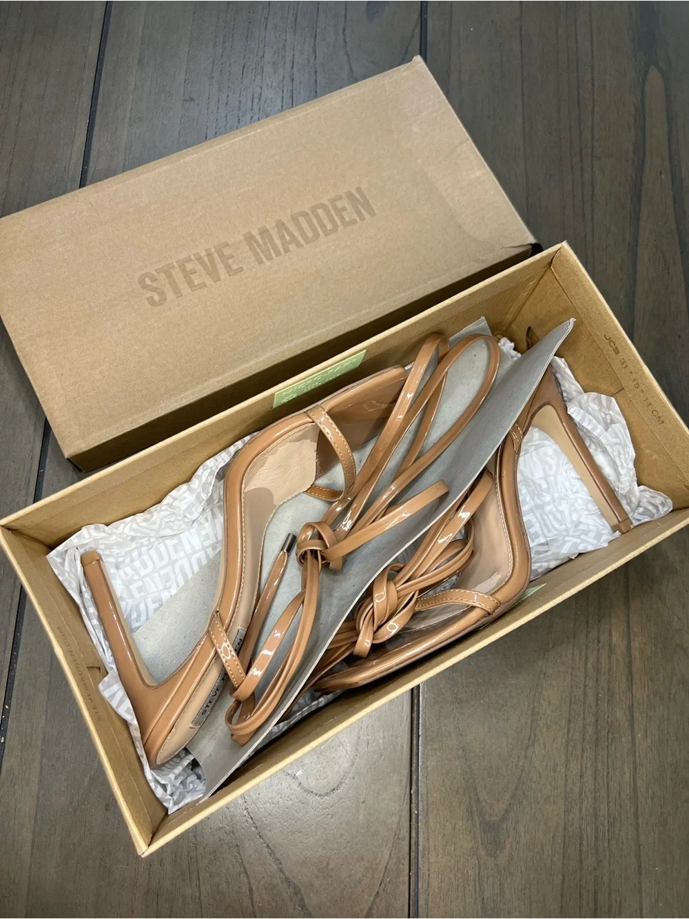 Steve Madden Uplift Camel Patent Heel Size 8